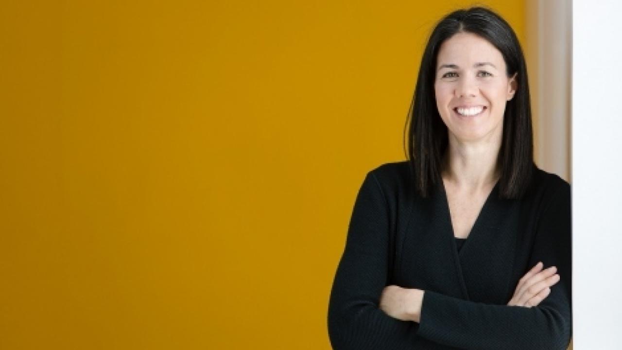 Eleni Linos, MD, DrPH, has focused how technology, including social media, can influence our behaviors related to health. Photo by Alexandros Kolokythas