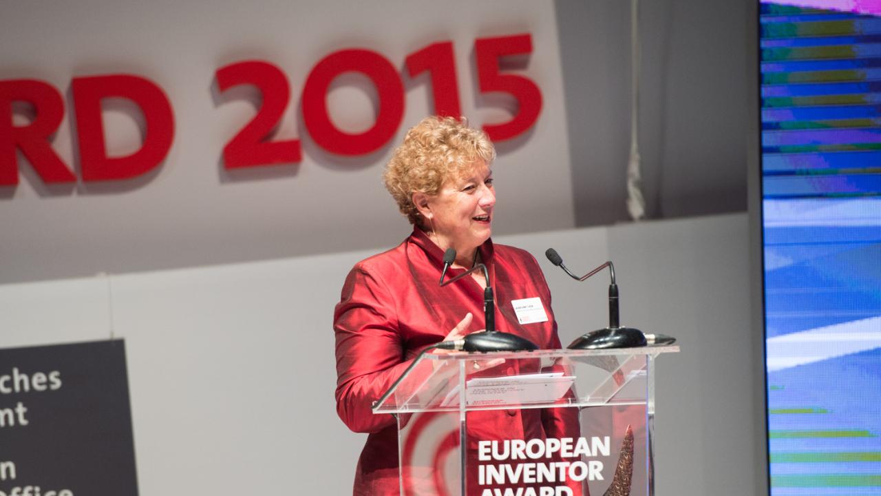 Laura van 't Veer receives European Inventor Award 2015