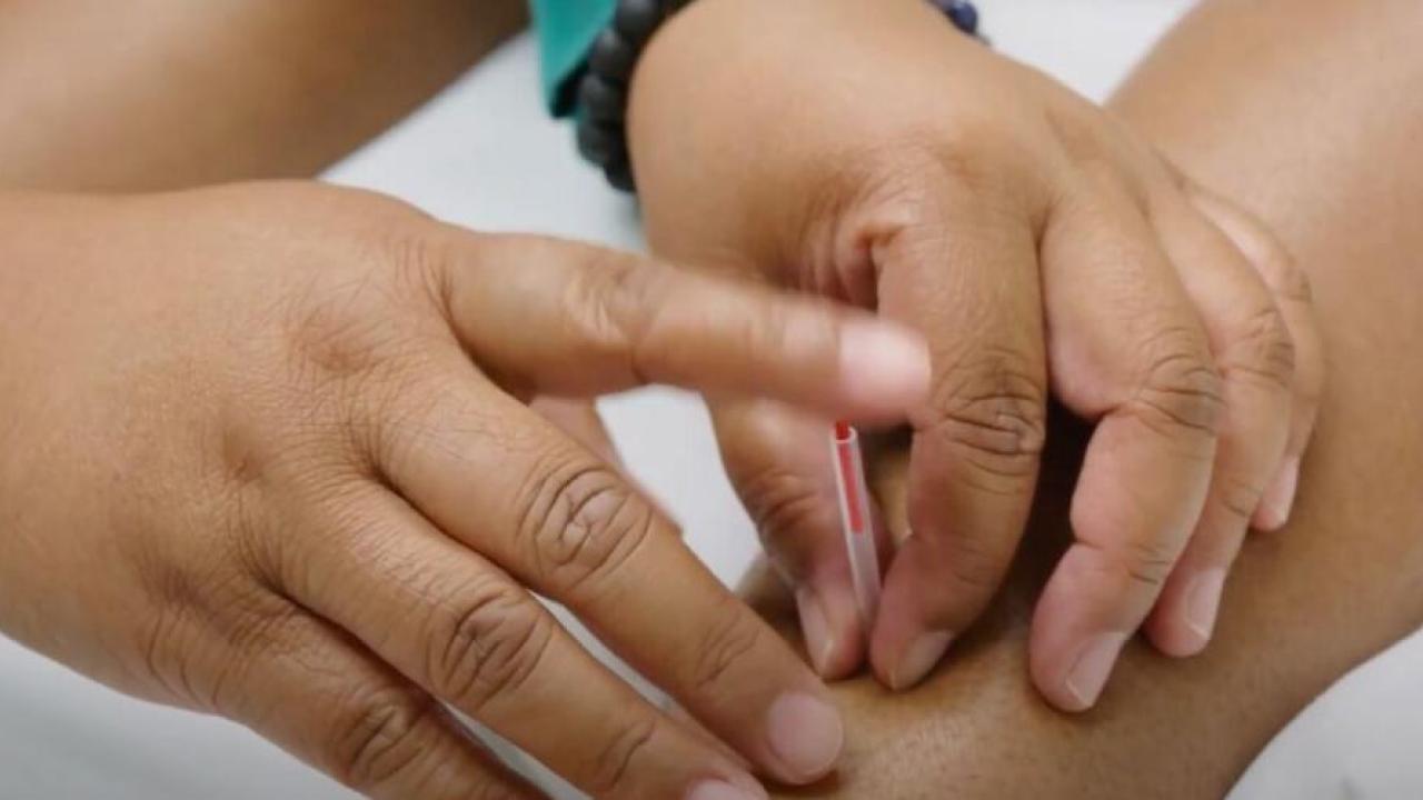 hands in a clinical setting