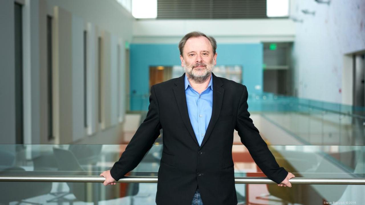 Alan Ashworth, PhD, FRS, President of the UCSF Helen Diller Family Comprehensive Cancer Center, serves as inaugural chair of the UC Cancer Consortium.